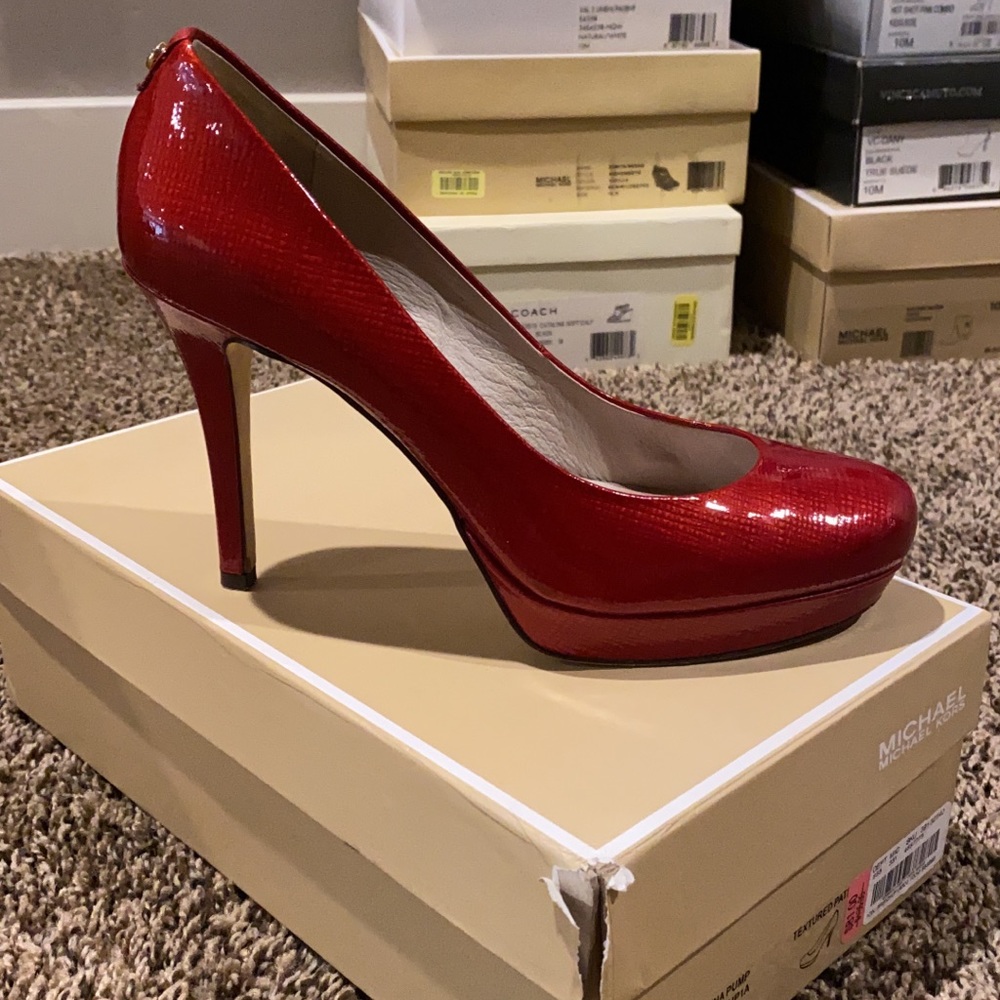 Michael Kors Jonna Pump